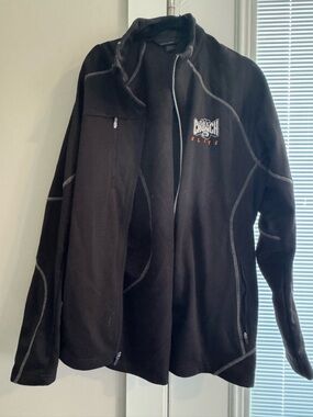 Crunch Elite Black Full-Zip Jacket with Contrast Stitching